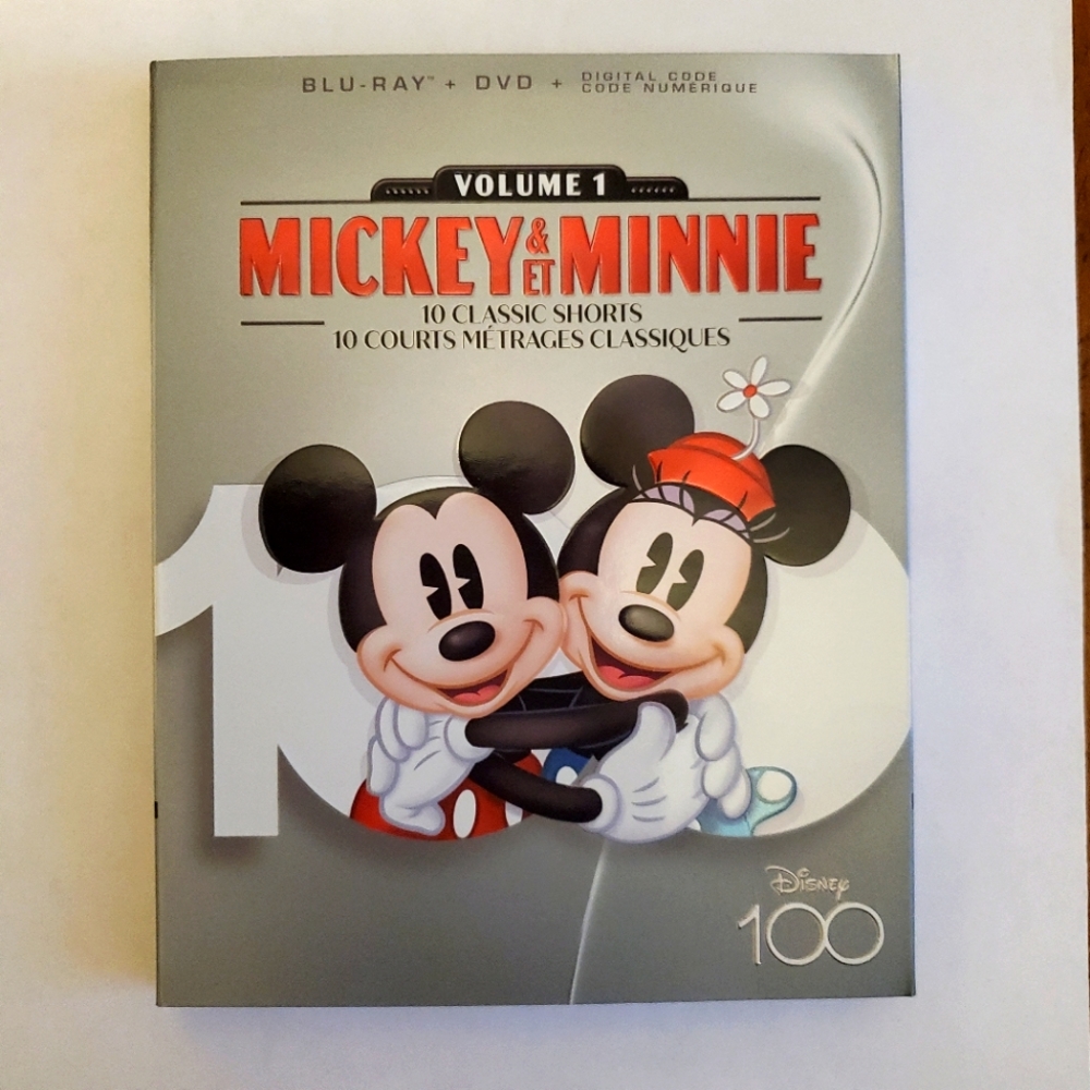 Mickey & Minnie 100 Classic Shorts Blu-ray/DVD NWT